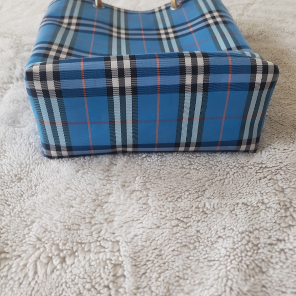 Burberry mini tote handbag - Picture 3 of 9